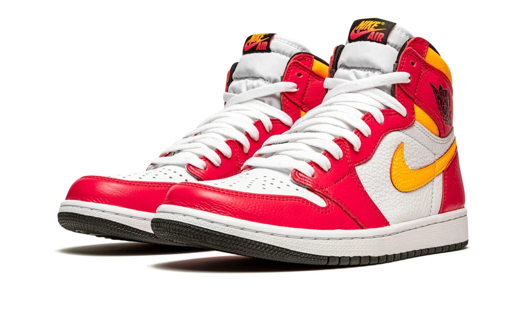 Air Jordan 1 High OG "Light Fusion Red"