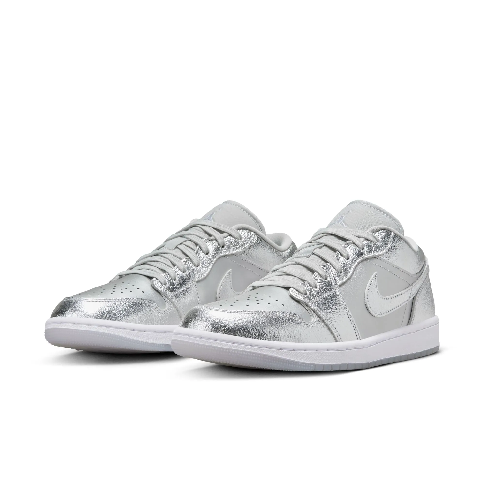 Air Jordan 1 Low SE 'Metallic Silver'