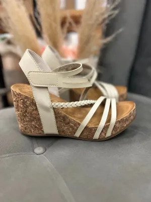 Blowfish Heidi Wedges (Whitesand)