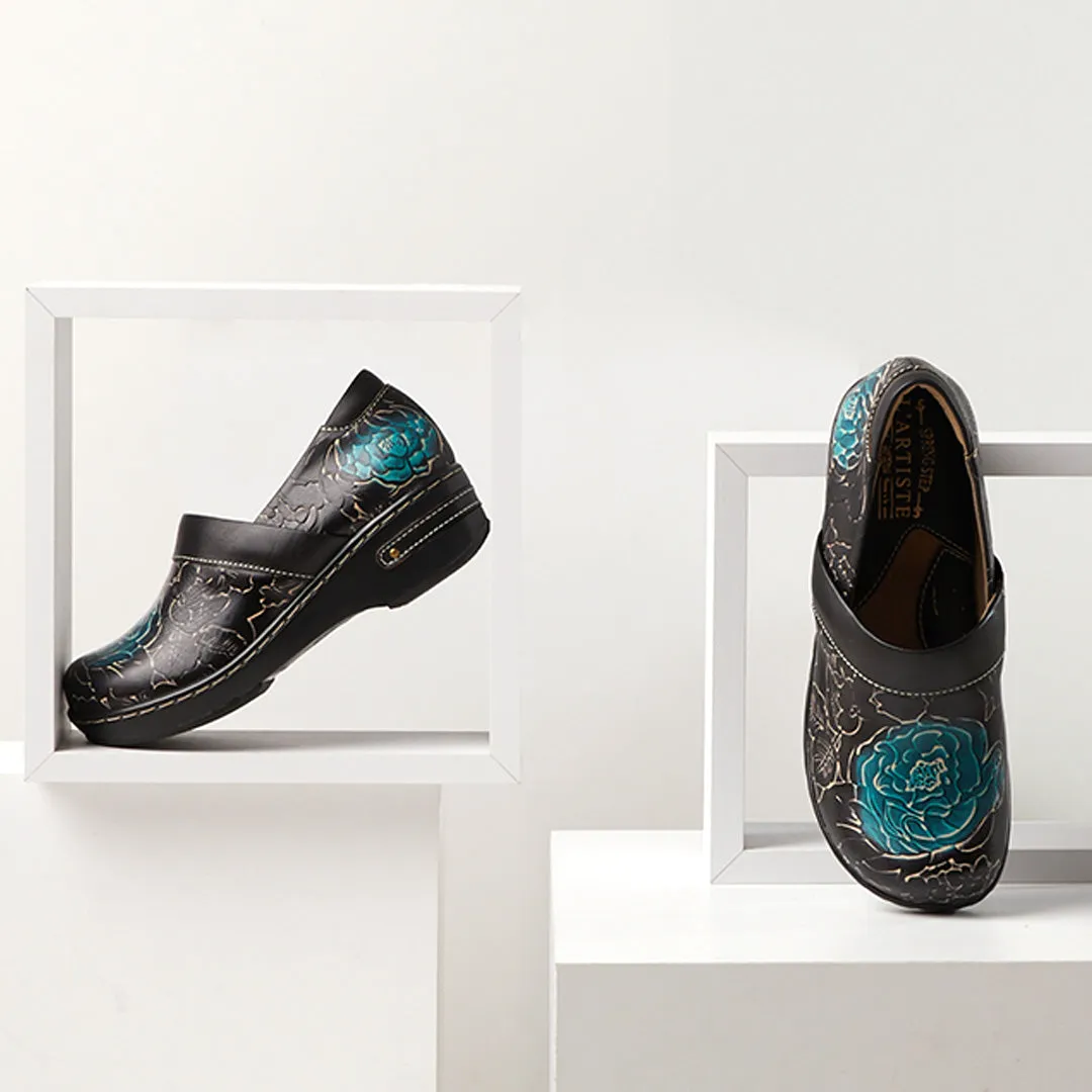 L`ARTISTE ELKAYJAY SLIP-ON CLOGS