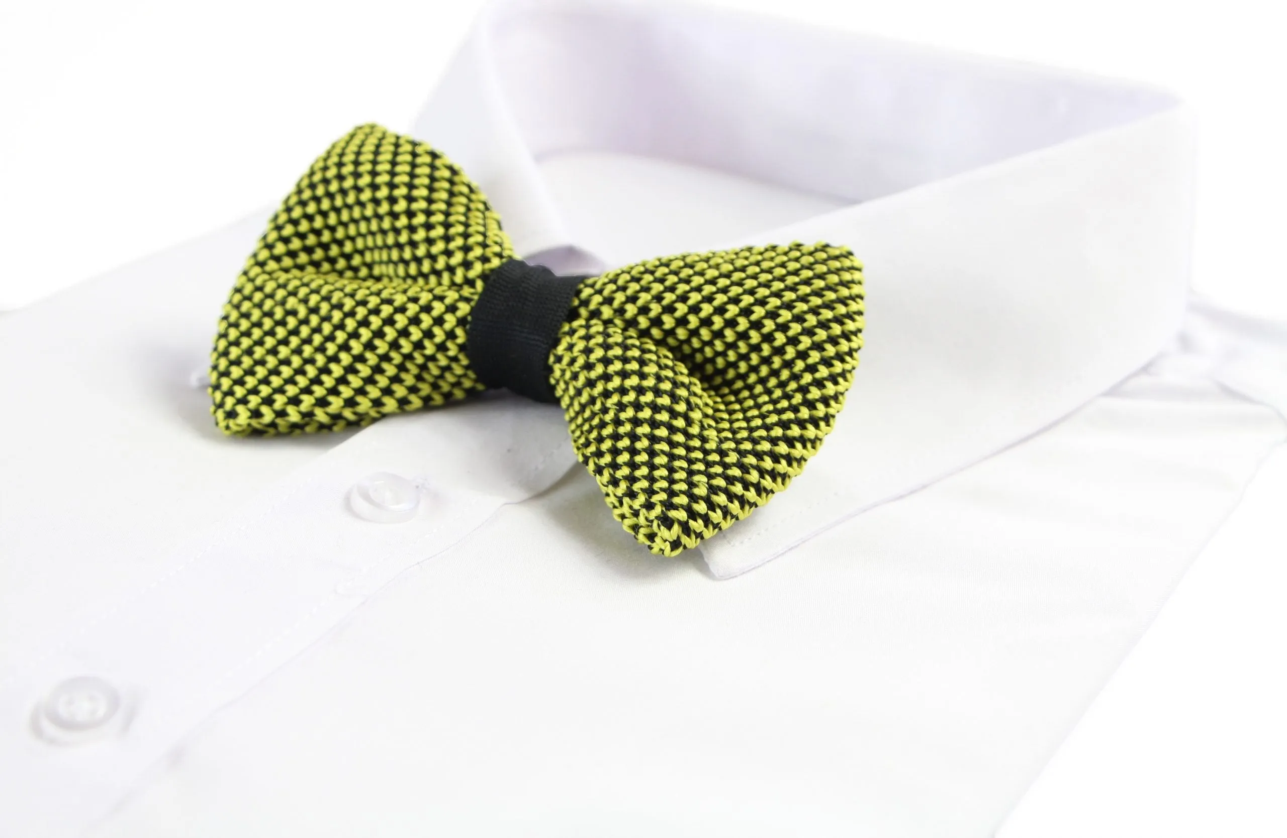 Mens Yellow & Black Cross-Hatched Knitted Bow Tie