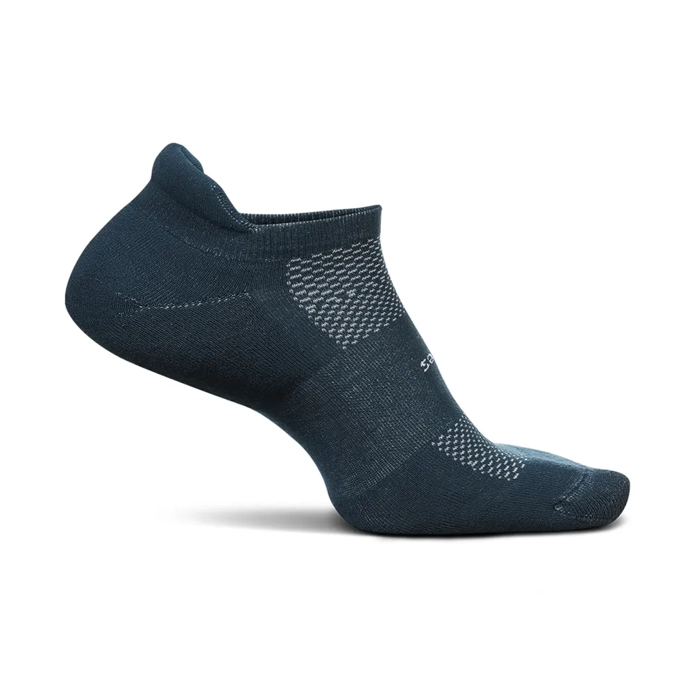 SALE:Feetures High Performance Cushion No-Show Tab Socks