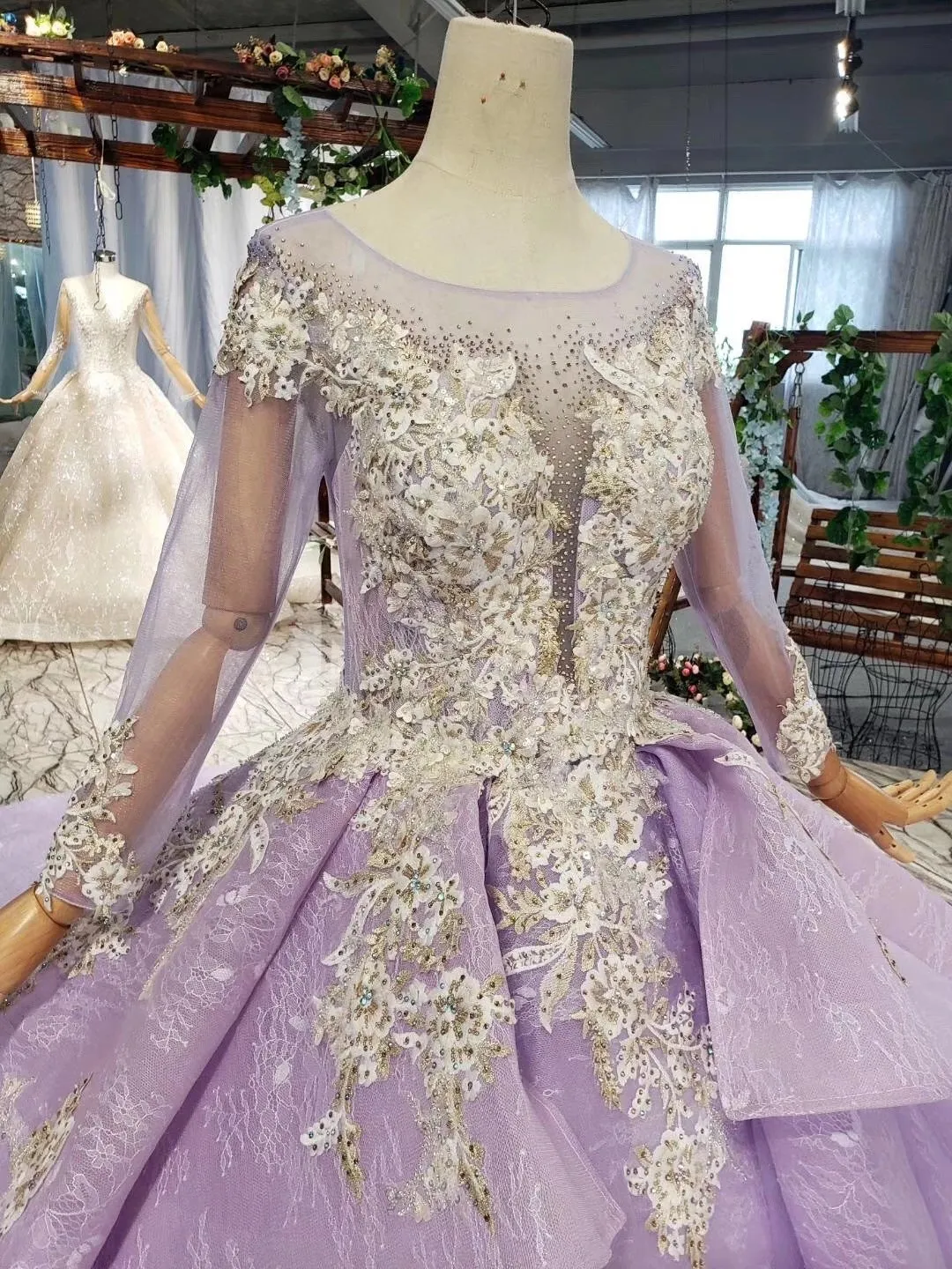 Stunning Long Sleeve Ball Gown Appliques Beading Lilac Quinceanera Dress UQ2031