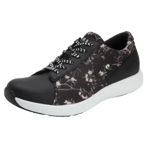 Traq® By Alegria Qest Sneaker Jungle Fauna (Women's)